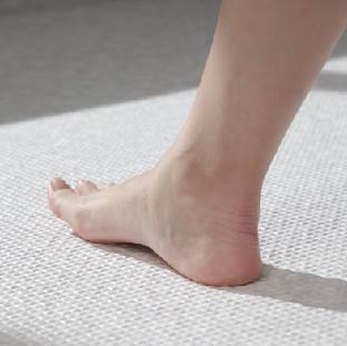 ほっカラリ床