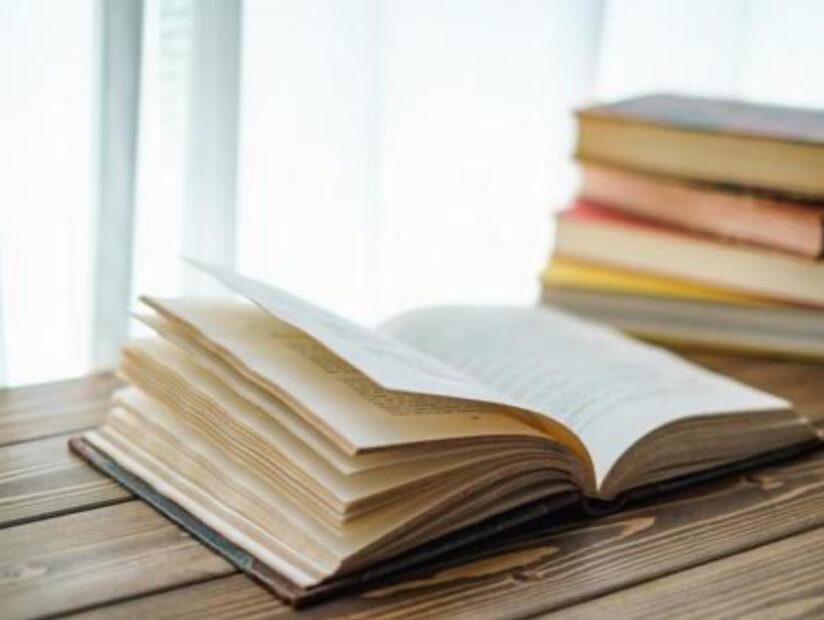 🍁秋の夜長に読みたい！家族みんなで楽しむおすすめの本8選